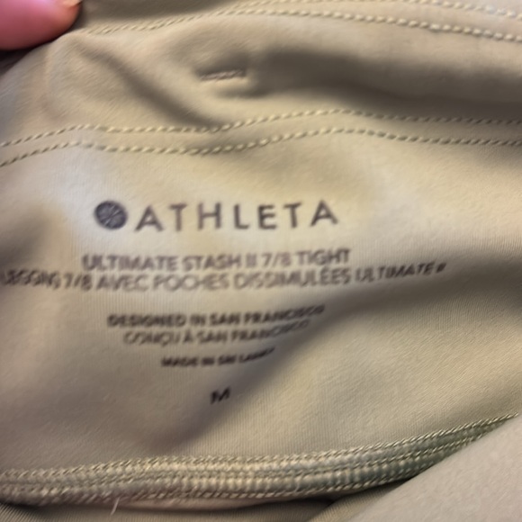 Athleta ULTIMATE STASH POCKET 7/8 TIGHT SIZE MED - Picture 7 of 7